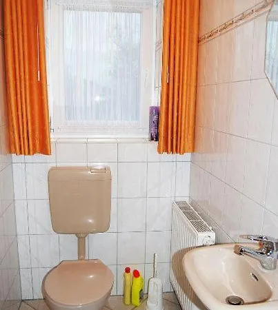 Am Birkensee 55125 شقة Detern