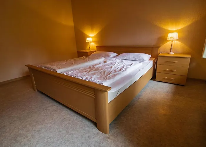 Am Birkensee 55125 * Detern