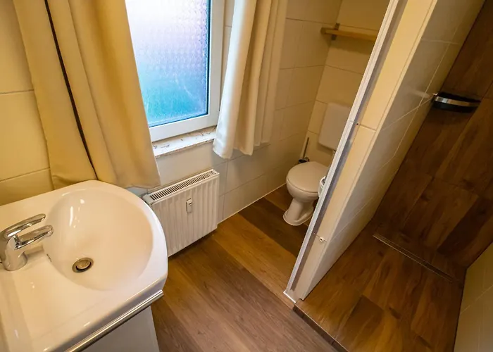 Am Birkensee 55125 * Detern